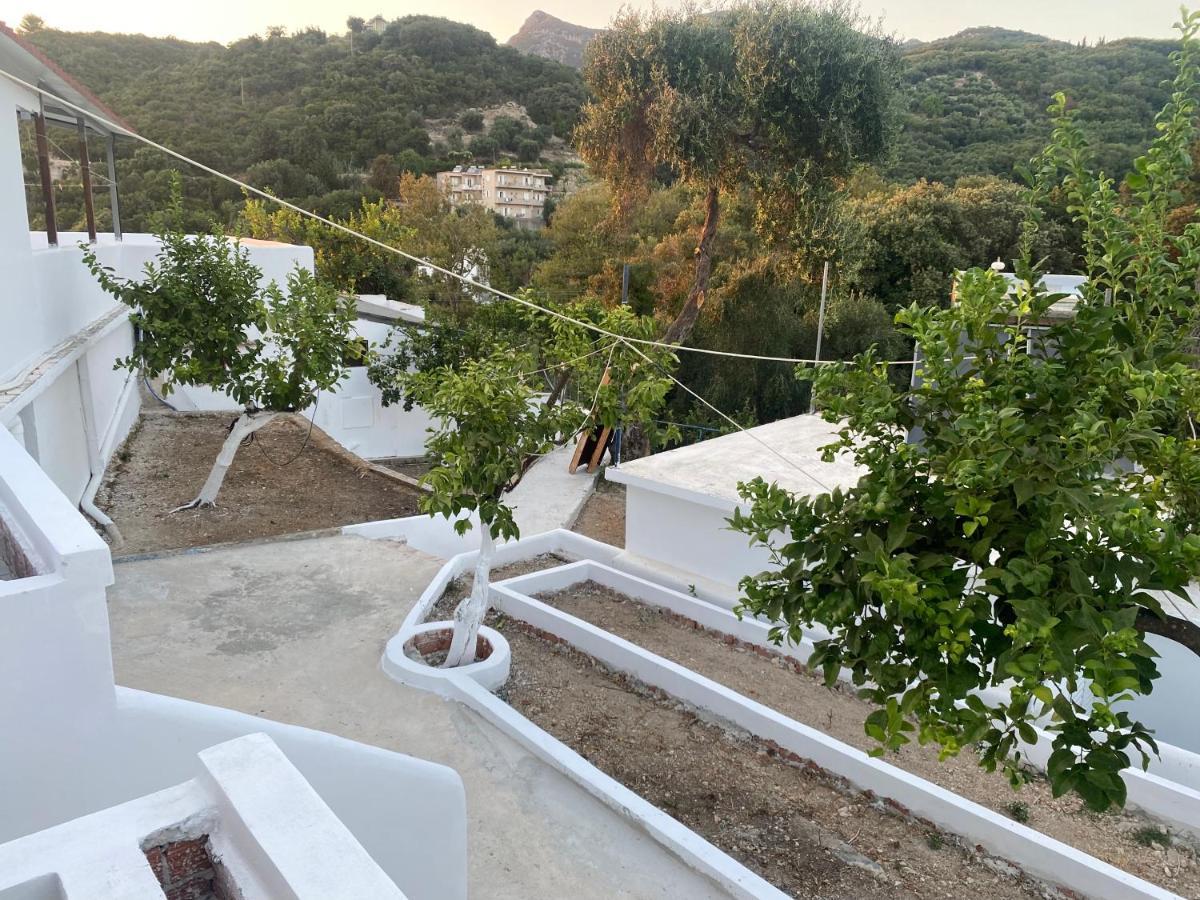 Villa Nouli Sarakiniko  エクステリア 写真