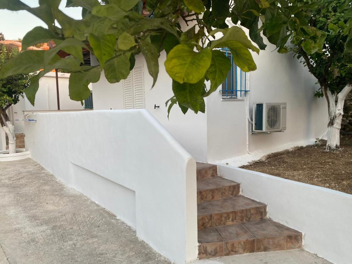 Villa Nouli Sarakiniko  エクステリア 写真