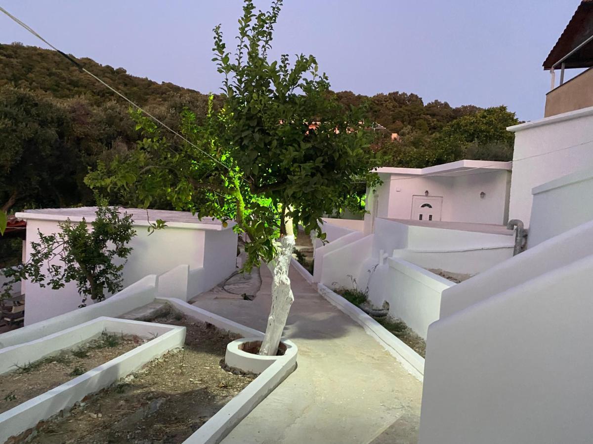 Villa Nouli Sarakiniko  エクステリア 写真