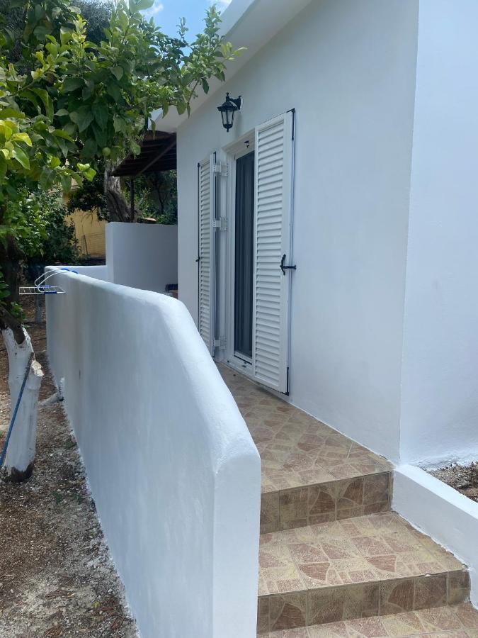 Villa Nouli Sarakiniko  エクステリア 写真